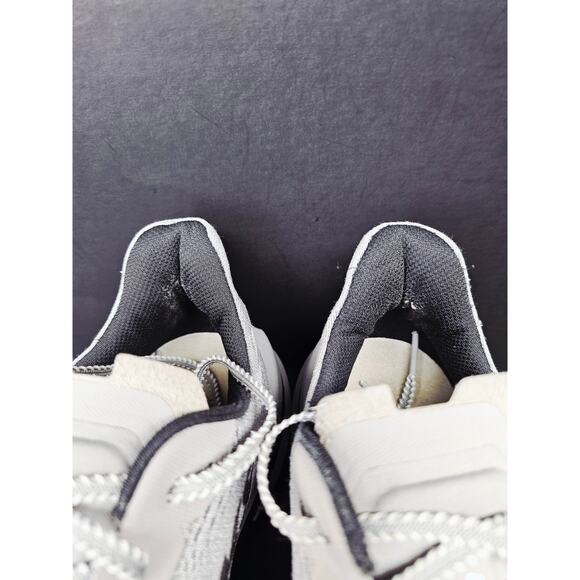 Brooks Women 10.5 Comfy footwear - Picture 8 of 11